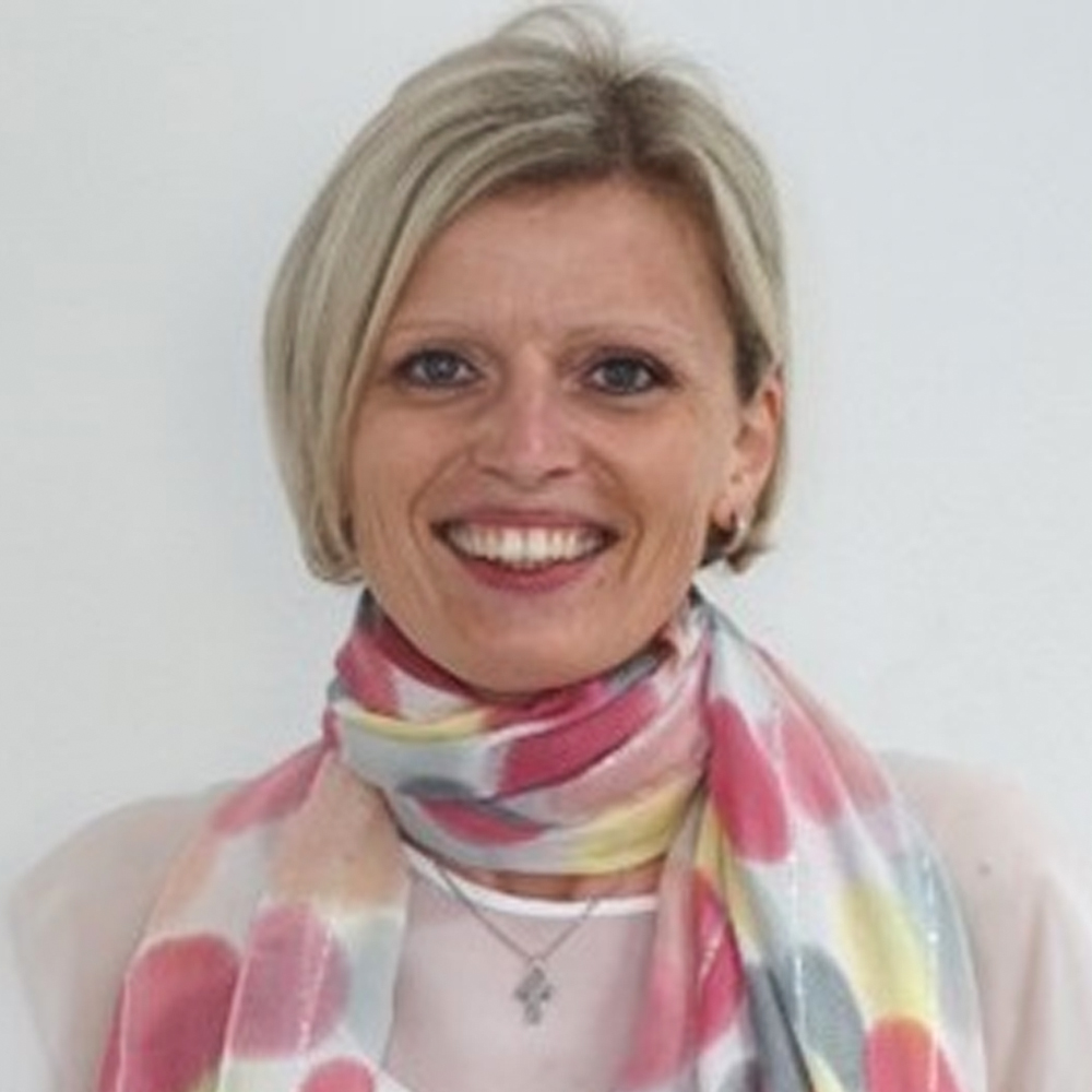 teammember-Bettina Stöbich 